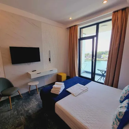 Nava Hotel